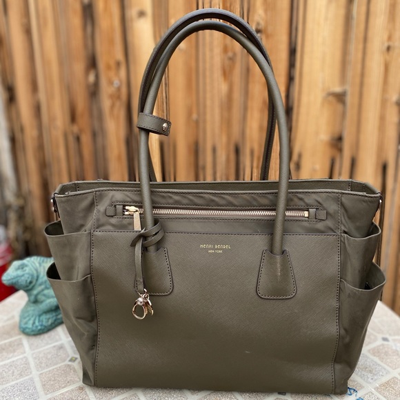 henri bendel diaper bag